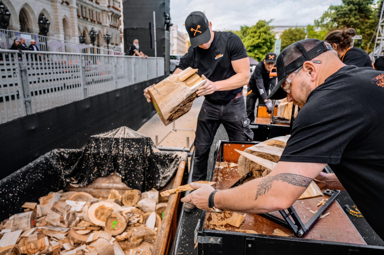 It’s not all over after the competition ends: Wood waste from TIMBERSPORTS® competitions is collected and processed into pellets or made available to local partners for renewable energy generation.  